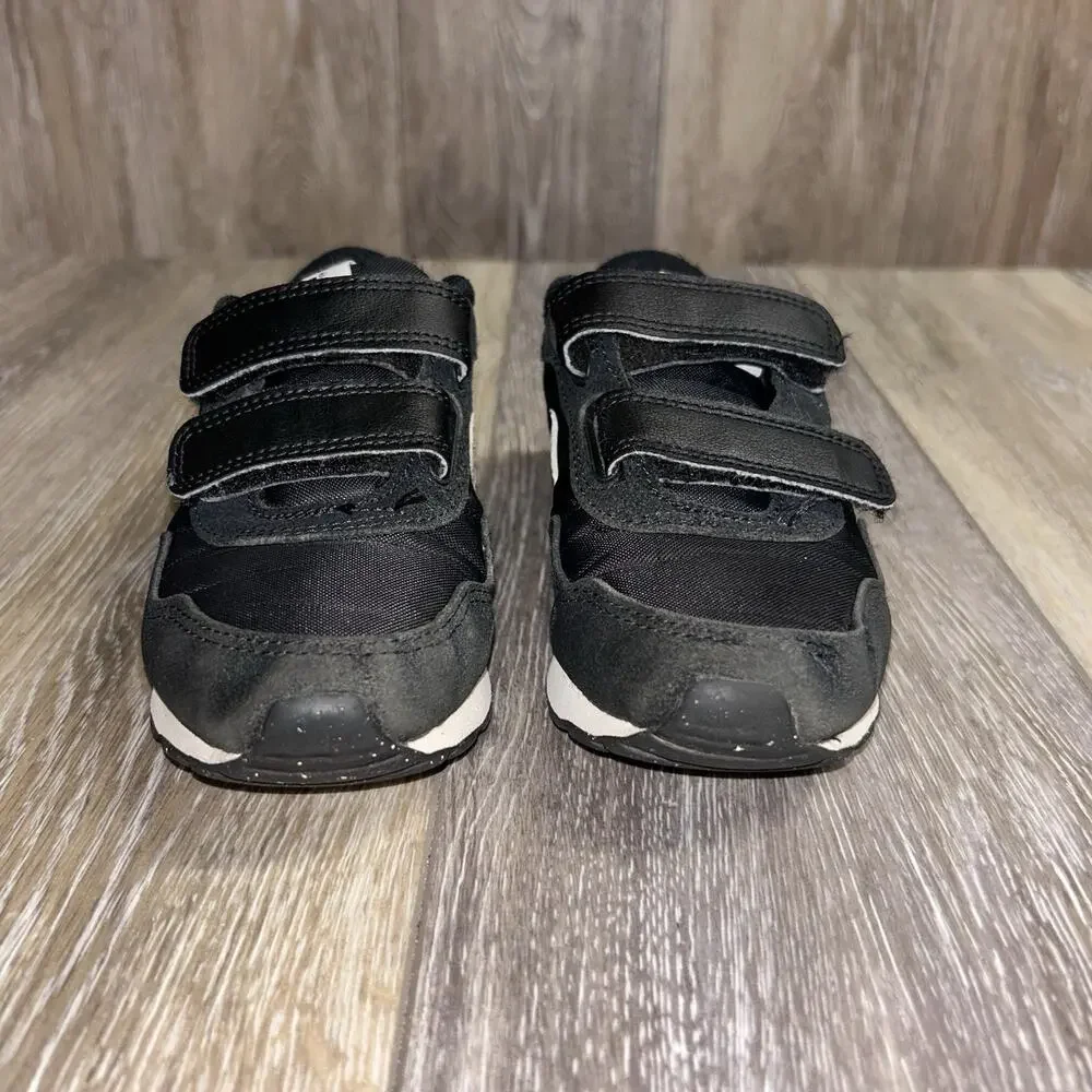 Nike MD Valiant (PS) Youth US Size 11C Black White CN8559-002 Sneaker Shoes